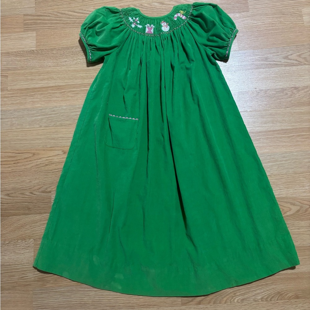 “Amanda Remembered” smocked dress size 6X (Read Description)